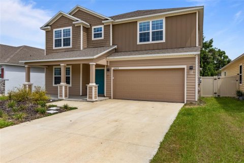 Casa en venta en Newberry, Florida, 6 dormitorios, 292.36 m2 № 1765248 - foto 1
