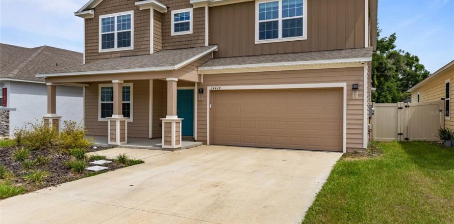 Casa en Newberry, Florida 6 dormitorios, 292.36 m2 № 1765248