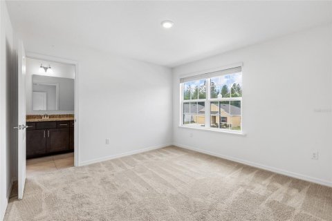 Casa en venta en Newberry, Florida, 6 dormitorios, 292.36 m2 № 1765248 - foto 10