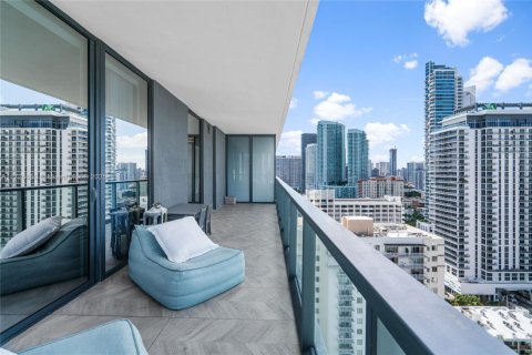 Condominio en venta en Miami, Florida, 3 dormitorios, 254.83 m2 № 1700174 - foto 14