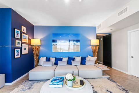 Condominio en venta en Miami, Florida, 3 dormitorios, 254.83 m2 № 1700174 - foto 21