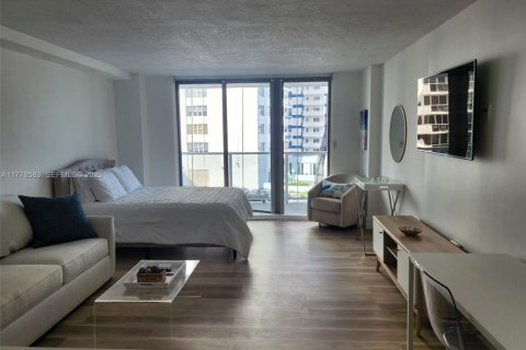 Copropriété à louer à Hallandale Beach, Floride: 51.65 m2 № 1977425 - photo 5