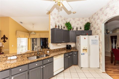 House in DeBary, Florida 3 bedrooms, 184.23 sq.m. № 1394062 - photo 9