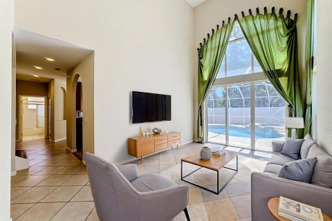 House in St. Lucie, Florida 5 bedrooms, 265.05 sq.m. № 2085047 - photo 11