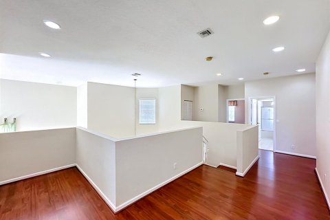 House in St. Lucie, Florida 5 bedrooms, 265.05 sq.m. № 2085047 - photo 30