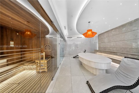 Купить кондоминиум в Майами, Флорида 3 спальни, 165.18м2, № 2086085 - фото 27