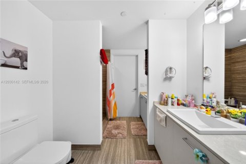 Купить кондоминиум в Майами, Флорида 3 спальни, 165.18м2, № 2086085 - фото 24