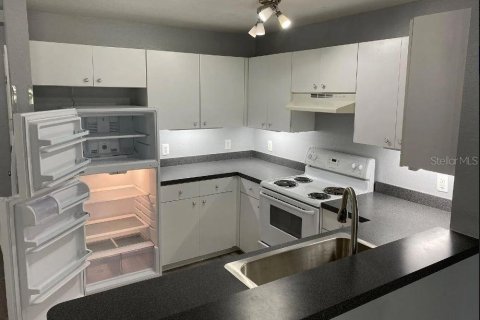 Commercial property in Ocala, Florida 4 bedrooms, 231.88 sq.m. № 1518604 - photo 11