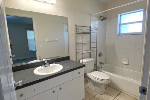 Commercial property in Ocala, Florida 4 bedrooms, 231.88 sq.m. № 1518604 - photo 27