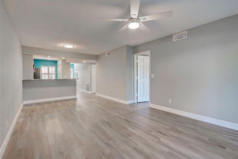 Condo in Venice, Florida, 2 bedrooms  № 1631739 - photo 7
