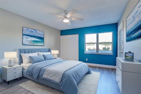 Condo in Venice, Florida, 2 bedrooms  № 1631739 - photo 17