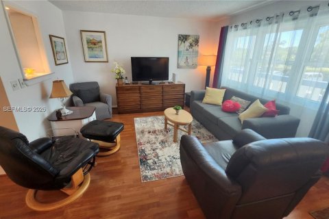 Copropriété à vendre à Deerfield Beach, Floride: 1 chambre, 68.56 m2 № 1999196 - photo 4