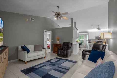 House in Lecanto, Florida 3 bedrooms, 203.27 sq.m. № 2219566 - photo 17