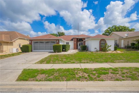 House in Lecanto, Florida 3 bedrooms, 203.27 sq.m. № 2219566 - photo 2