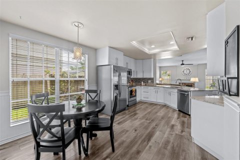 Villa ou maison à vendre à Odessa, Floride: 4 chambres, 231.42 m2 № 1885039 - photo 20
