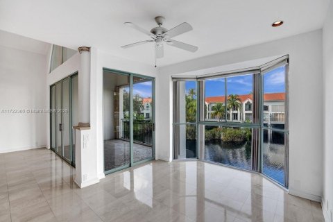 Adosado en alquiler en Pinecrest, Florida, 3 dormitorios, 261.52 m2 № 1962312 - foto 13