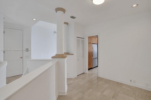 Adosado en alquiler en Pinecrest, Florida, 3 dormitorios, 261.52 m2 № 1962312 - foto 17