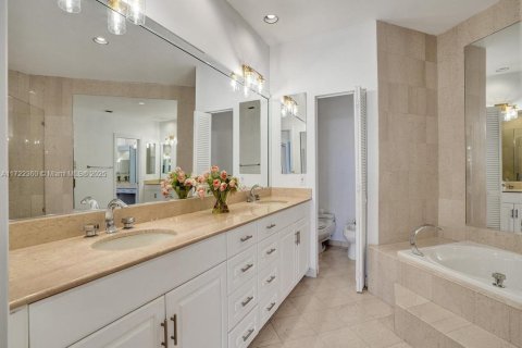 Adosado en alquiler en Pinecrest, Florida, 3 dormitorios, 261.52 m2 № 1962312 - foto 28