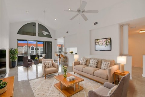 Adosado en alquiler en Pinecrest, Florida, 3 dormitorios, 261.52 m2 № 1962312 - foto 10