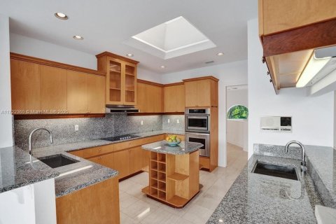 Adosado en alquiler en Pinecrest, Florida, 3 dormitorios, 261.52 m2 № 1962312 - foto 7