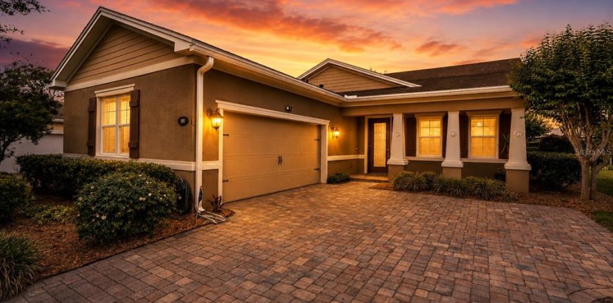 Villa ou maison à DeLand, Floride 3 chambres, 188.03 m2 № 2386010