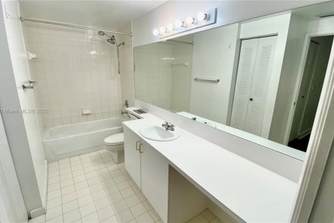 Купить кондоминиум в Авентура, Флорида 1 спальня, 67.82м2, № 1980150 - фото 13