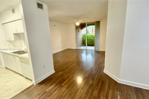 Купить кондоминиум в Авентура, Флорида 1 спальня, 67.82м2, № 1980150 - фото 2