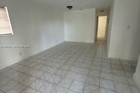 Villa ou maison à louer à Fort Lauderdale, Floride: 3 chambres № 2059090 - photo 6