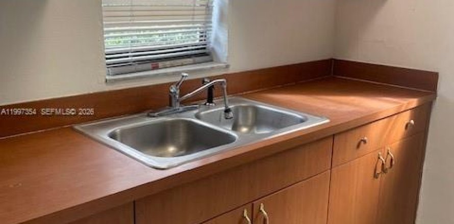 Villa ou maison à Fort Lauderdale, Floride 3 chambres № 2059090