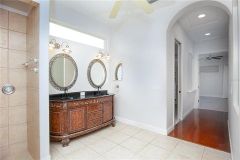 House in Bradenton, Florida 4 bedrooms, 285.49 sq.m. № 1914416 - photo 23