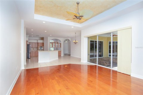 House in Bradenton, Florida 4 bedrooms, 285.49 sq.m. № 1914416 - photo 18