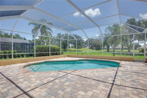 House in Bradenton, Florida 4 bedrooms, 285.49 sq.m. № 1914416 - photo 3