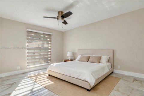 Casa en venta en Coral Springs, Florida, 4 dormitorios, 212.28 m2 № 2030537 - foto 28