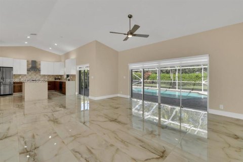 Casa en venta en Coral Springs, Florida, 4 dormitorios, 212.28 m2 № 2030537 - foto 9