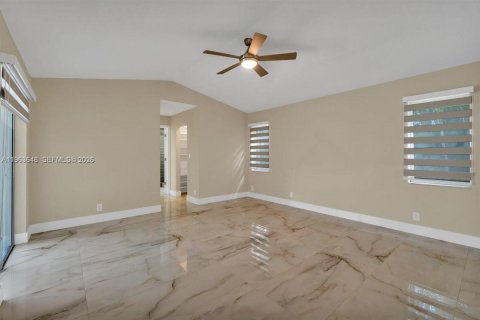 Casa en venta en Coral Springs, Florida, 4 dormitorios, 212.28 m2 № 2030537 - foto 21