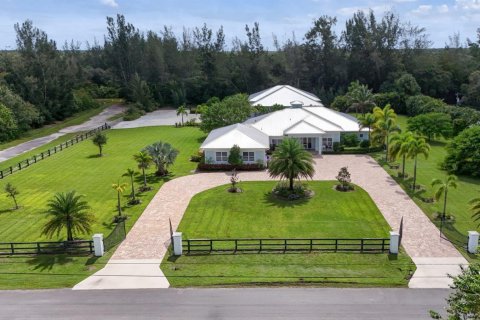 Villa ou maison à vendre à Jupiter, Floride: 6 chambres, 380.99 m2 № 2420671 - photo 2