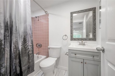 Appartement à louer à Tampa, Floride: 2 chambres, 73.58 m2 № 2377840 - photo 6