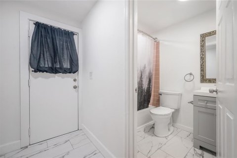 Appartement à louer à Tampa, Floride: 2 chambres, 73.58 m2 № 2377840 - photo 5
