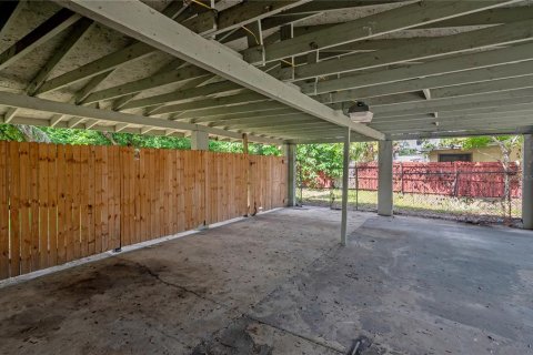Appartement à louer à Tampa, Floride: 2 chambres, 73.58 m2 № 2377840 - photo 18