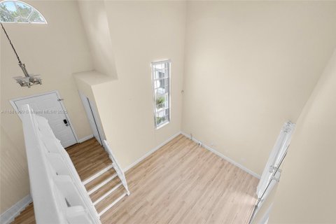 House in Pembroke Pines, Florida 3 bedrooms, 132.29 sq.m. № 1948067 - photo 25