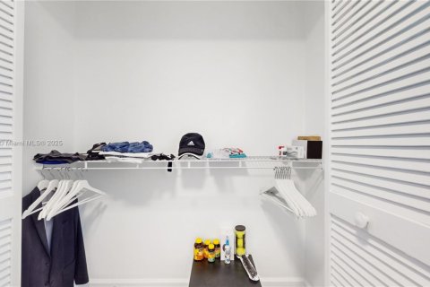 Condominio en alquiler en Aventura, Florida, 2 dormitorios, 109.16 m2 № 2060088 - foto 14