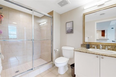 Condominio en alquiler en Aventura, Florida, 2 dormitorios, 109.16 m2 № 2060088 - foto 8