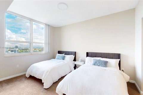 Condominio en alquiler en Aventura, Florida, 2 dormitorios, 109.16 m2 № 2060088 - foto 9