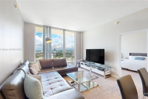 Condominio en Aventura, Florida, 2 dormitorios  № 2060088