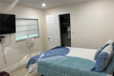Copropriété à louer à Miami, Floride: 2 chambres, 125.51 m2 № 1946465 - photo 12