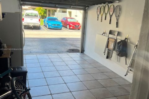 Copropriété à louer à Miami, Floride: 2 chambres, 125.51 m2 № 1946465 - photo 15