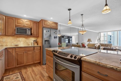 Copropriété à vendre à Pompano Beach, Floride: 2 chambres, 116.13 m2 № 2084444 - photo 11