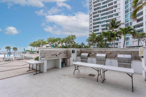 Copropriété à vendre à Pompano Beach, Floride: 2 chambres, 116.13 m2 № 2084444 - photo 6
