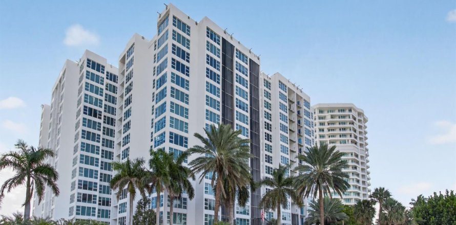 Condo à Pompano Beach, Floride, 2 chambres  № 2084444