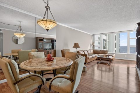 Copropriété à vendre à Pompano Beach, Floride: 2 chambres, 116.13 m2 № 2084444 - photo 16